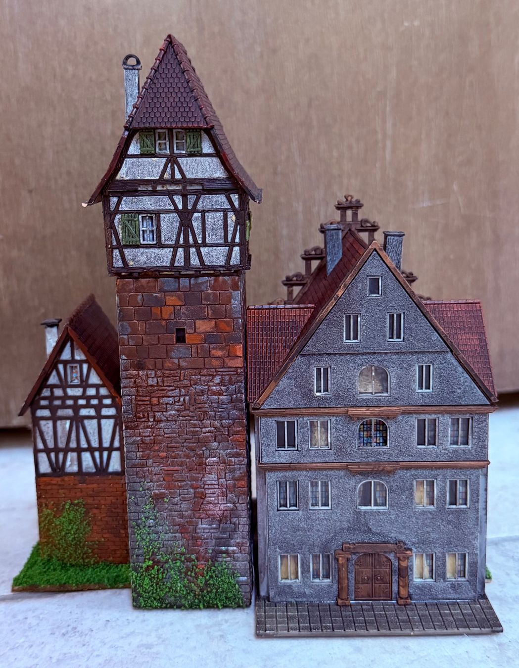 Modellini di ferrovie: Altstadthäuser - Spur HO! – Usato da Steffisburg venduto da Calceolaria 2