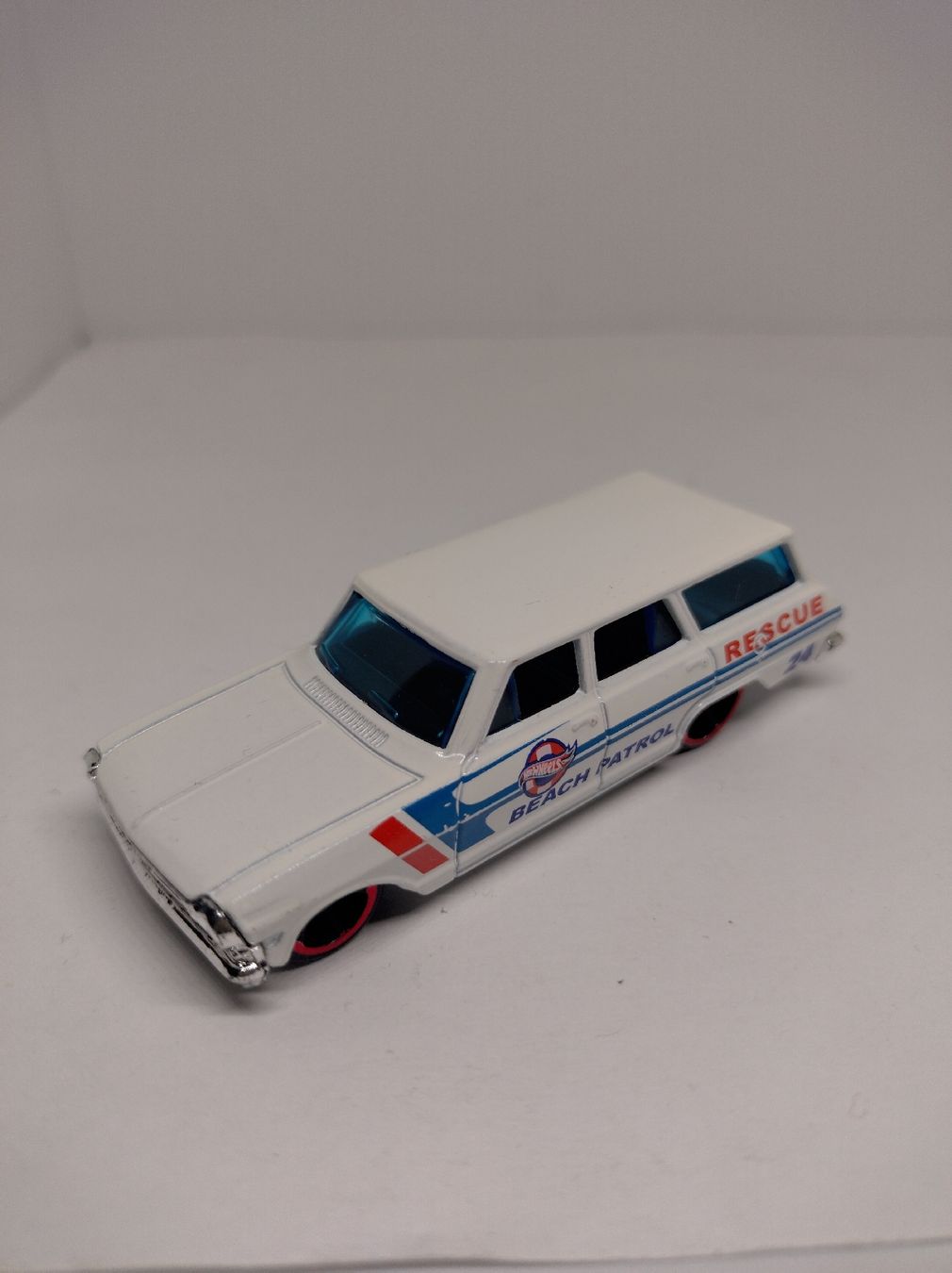 Hot Wheels Voitures modèles: Hot Wheels Chevy Nova Wagon – Neuf (Voir description) à La Chaux-de-Fonds par Pierrot8404