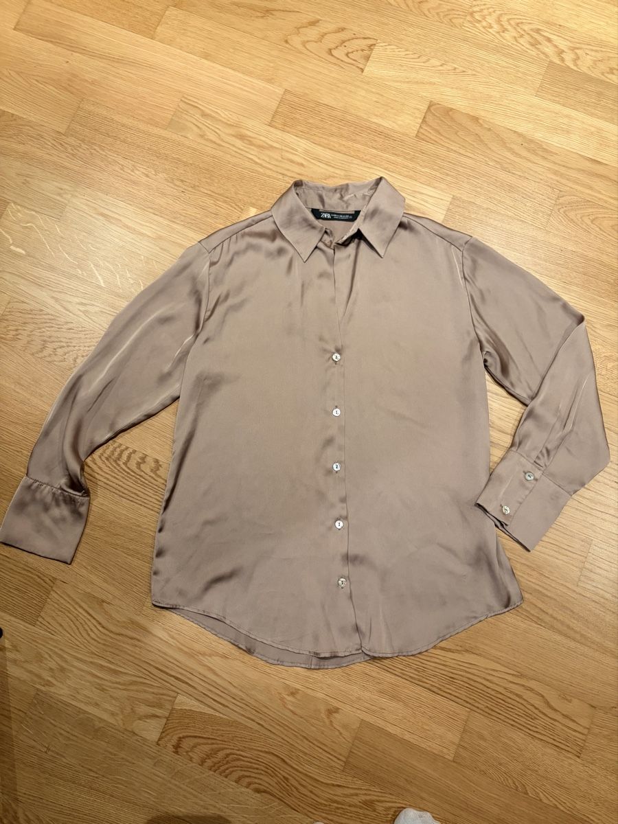 Zara Camicette: ZARA Satin Bluse XS/34 – Usato da Zürich venduto da Sandraastoll 1