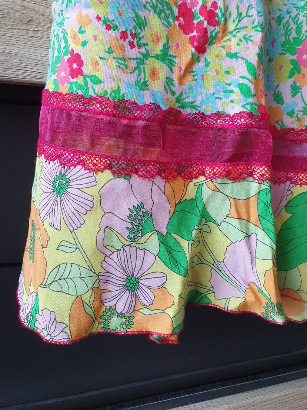 Benetton Vestiti: Benneton Blumenkleid – Usato da Bern venduto da Helays 8
