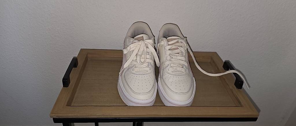 Scarpe da donna: Baskets Puma – Usato da Genève venduto da Eliferr 3