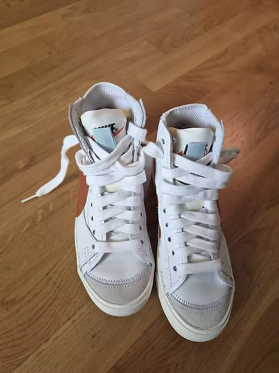 Damenschuhe: Baskets Nike authentiques – Neu und originalverpackt aus Bernex von luanacsoares 1