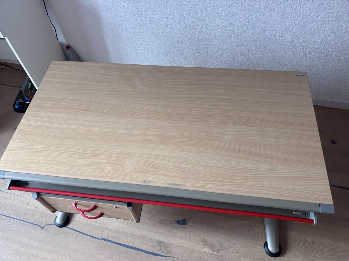 Moll Scrivanie: Moll Kinderpult Schreibtisch – Usato da Uster venduto da Babooboo 1