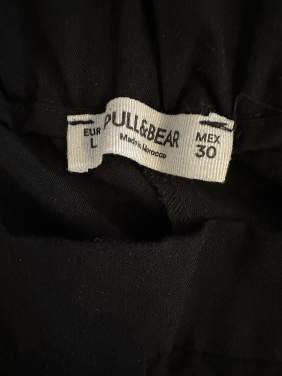 Pull&Bear Pantaloni: Pull&Bear Stoffhose Schwarz Gr. L – Usato da Uster venduto da sus_s85n 2