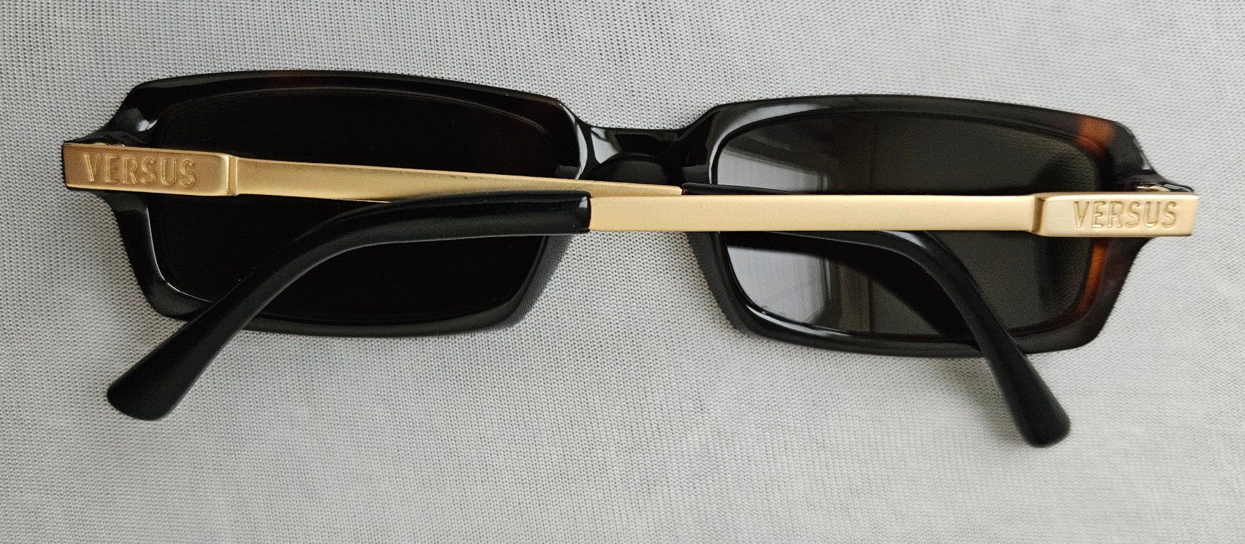 Versace Occhiali & Lenti: Sunglasses Versace Versus E43/A  COL.649 – Usato da Biel/Bienne venduto da ypslilon 2