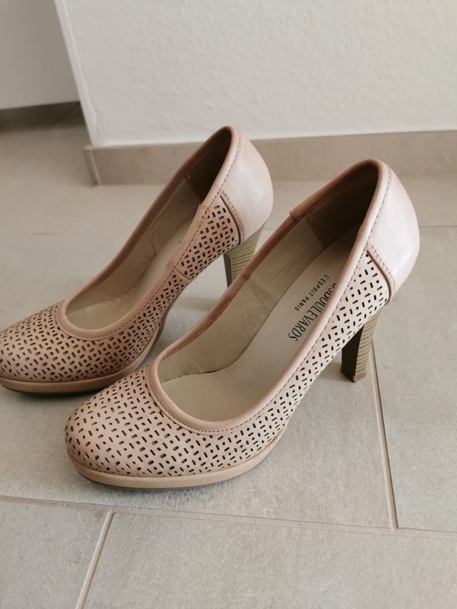Scarpe da donna: Beige Schuhe – Nuovo (secondo la descrizione) da Münchenstein venduto da Furki22 1