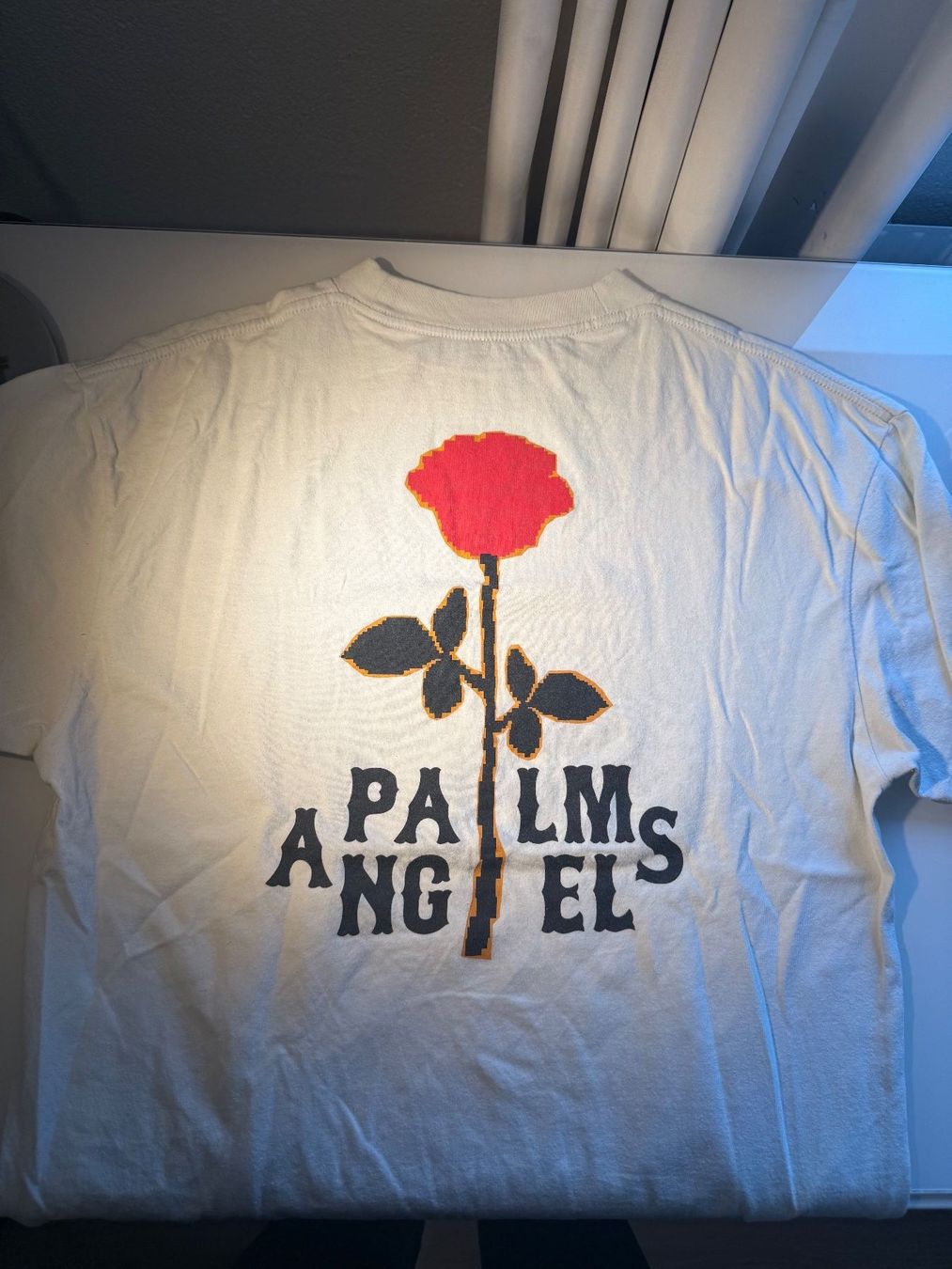 Palm Angels T-shirt: Palm Angels rose tee – Usato da Freienbach venduto da casciatoalessandro 4