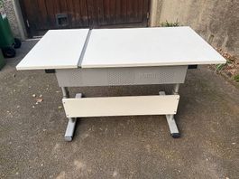 Bureau d'ado Paidi réglable en hauteur + panneau relevable