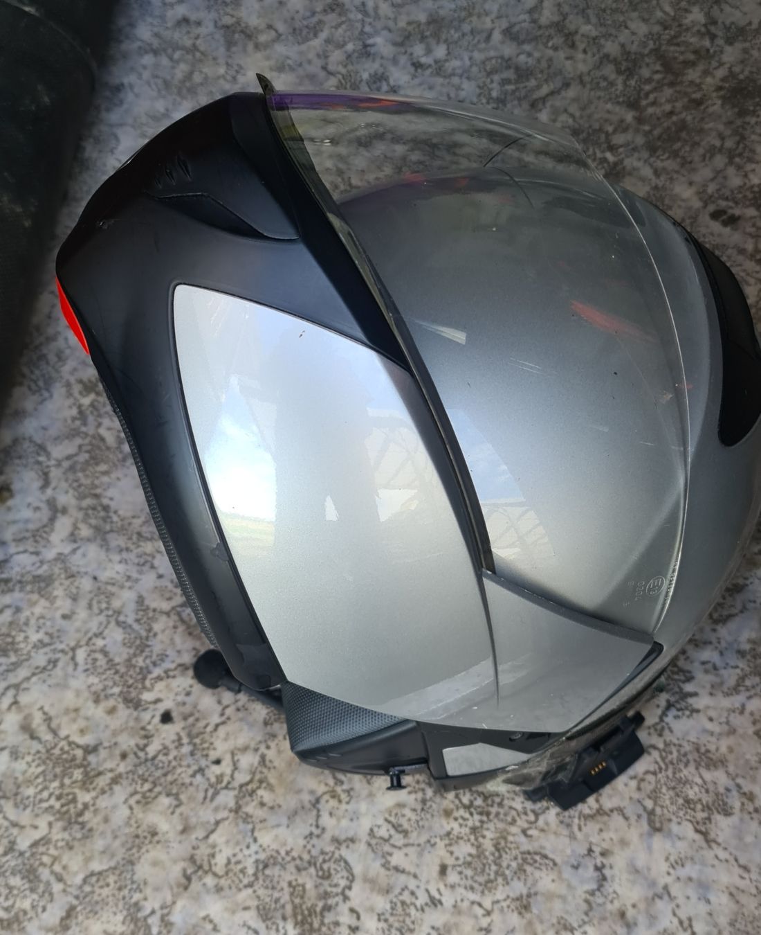BMW Caschi & visiere: BMW Helme Typ 5 beide alt – Usato da Windlach venduto da Noldi6 7