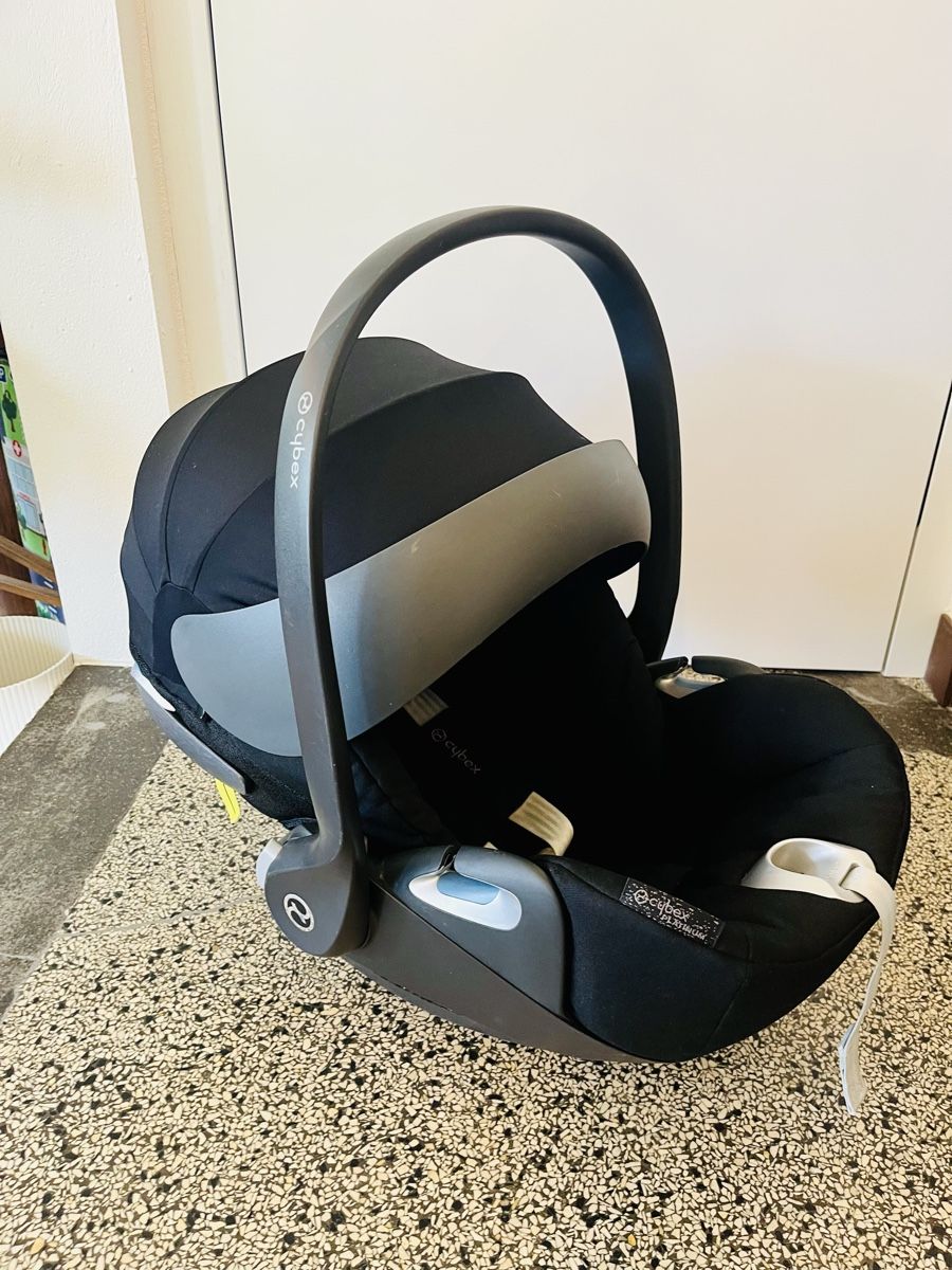 Cybex Sièges auto: CYBEX Platinum Cloud Z i-Size Auto Babyschale – D'occasion à Biel/Bienne par scisala