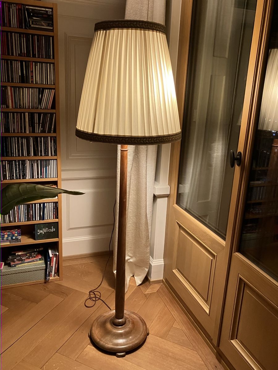 Lampes: Stehlampe Antik – D'occasion à Basel par rugger0ne