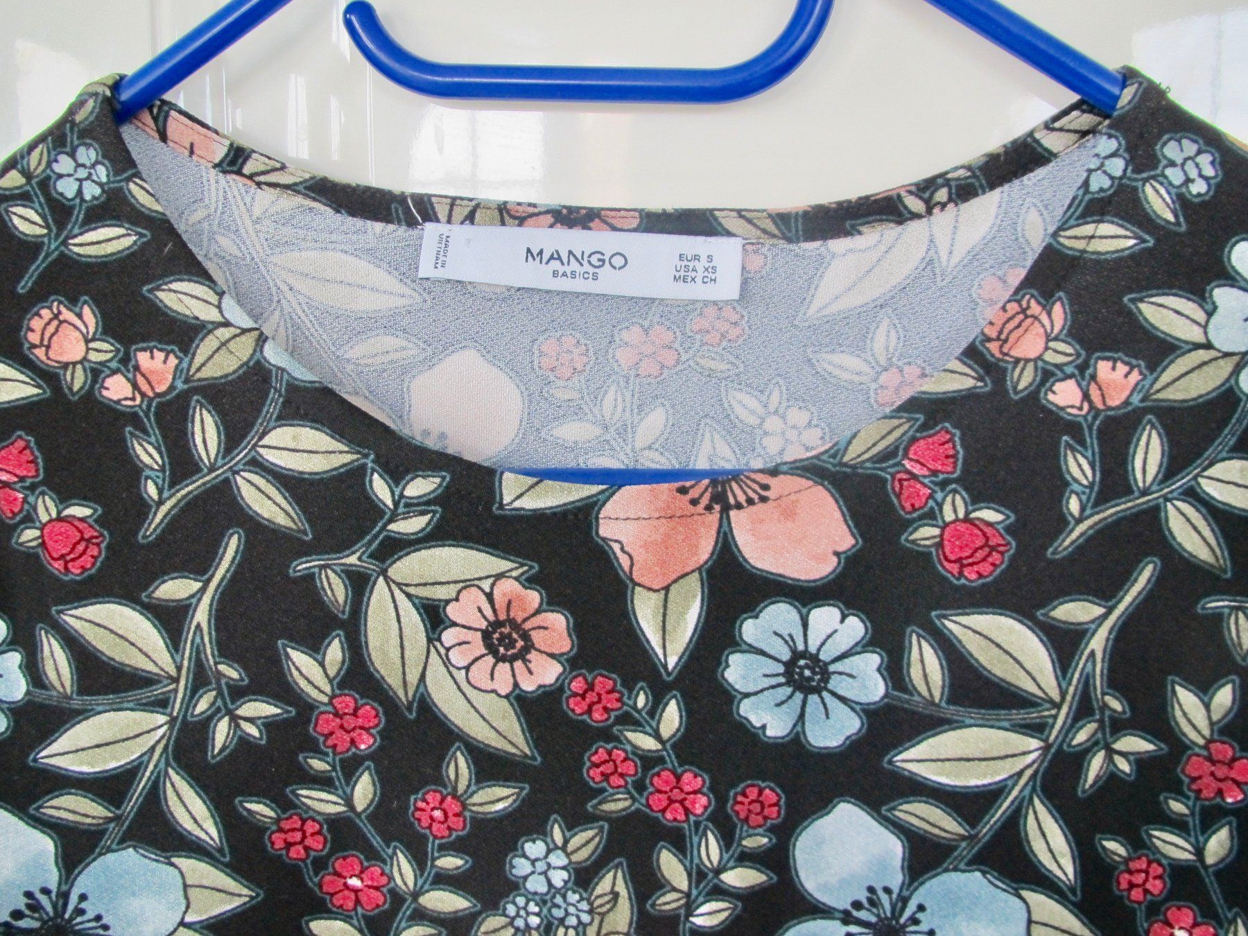 Mango Vestiti: ROBE A FLEURS   MANGO – Usato da Murten venduto da Selliot 1