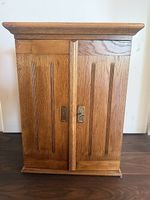 Alter Apothekenschrank 