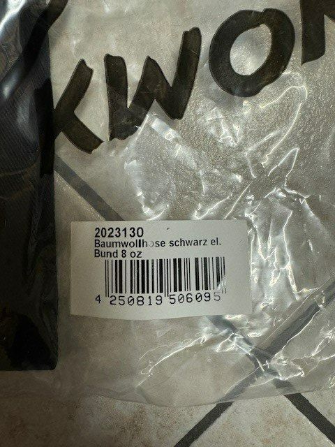 Hosen: Kampfsporthose schwarz Grösse 130 – Neu und originalverpackt aus Oberglatt ZH von Tiger5Dragon 2