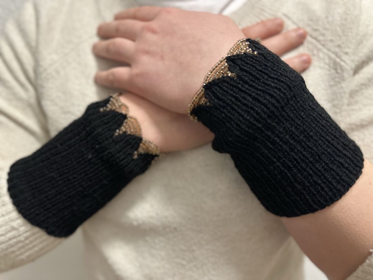 Handschuhe & Handstulpen: Pulswärmer ✨Handmade✨ – Neu und originalverpackt aus Erlinsbach SO von dikaan 3