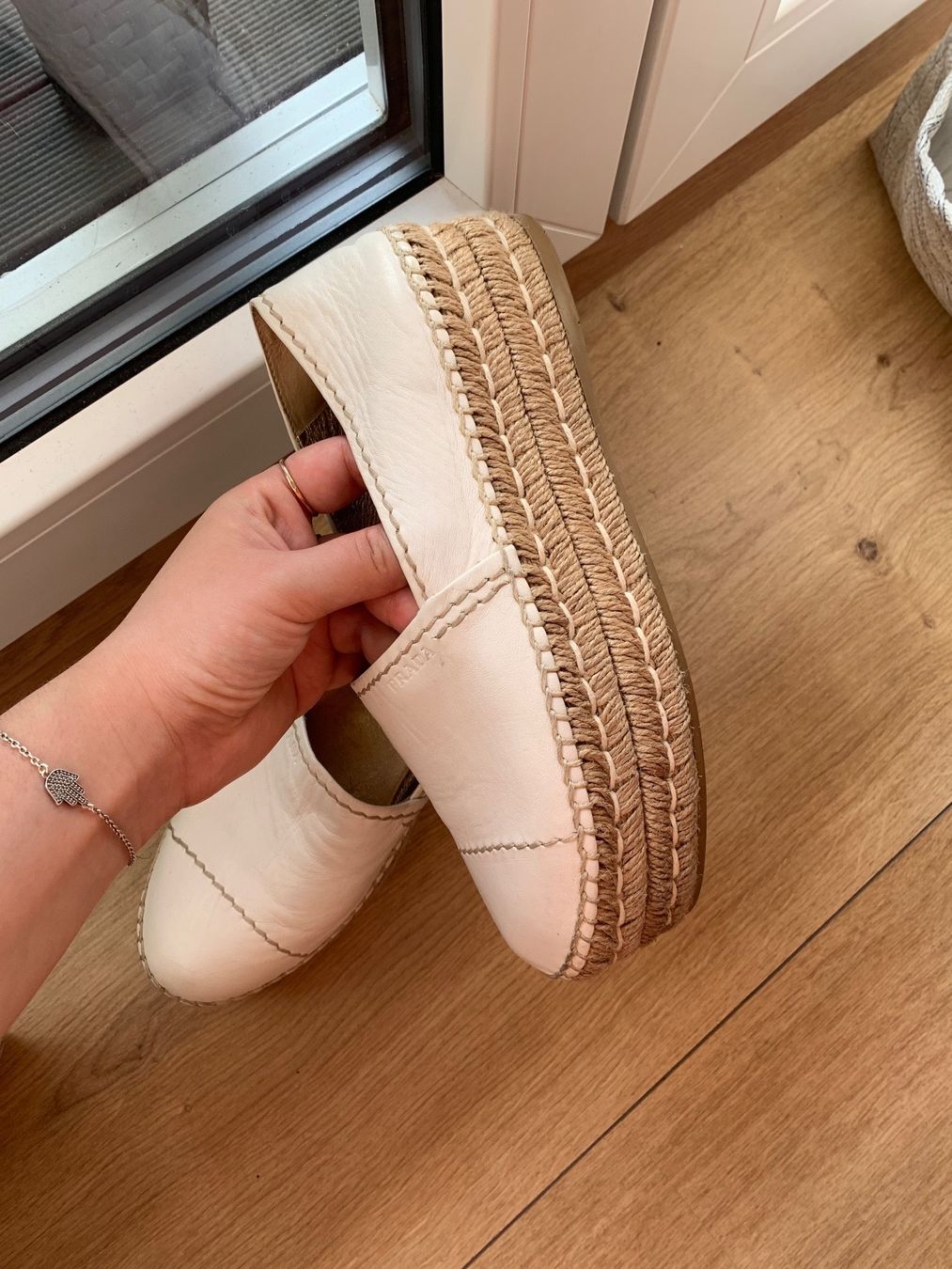 Prada Scarpe da donna: Espadrilles Prada – Usato da Zell LU venduto da AliAli24
