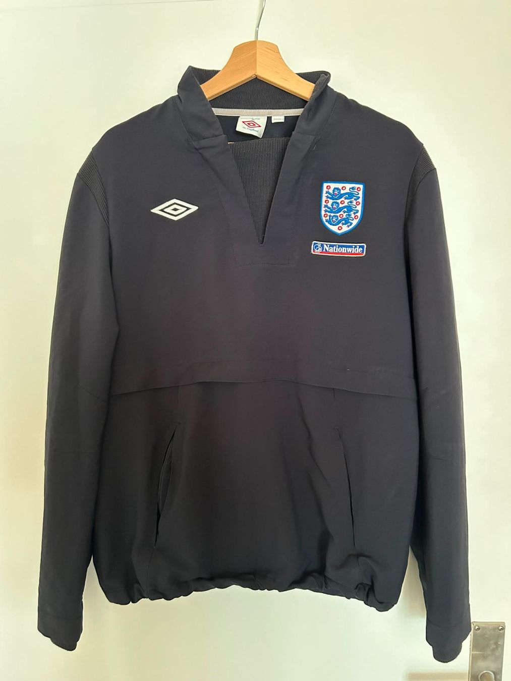 Pulls & Sweat-shirts: Umbro England jacket – D'occasion à Zürich par gds90