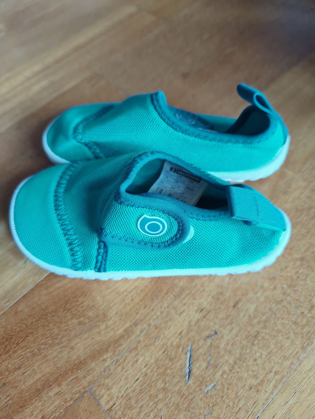 Decathlon Scarpe per ragazzi: Wasserschuhe Gr. 26-27 – Nuovo (secondo la descrizione) da Eglisau venduto da raf_hn2x 2