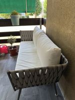 Gartentisch mit Glasplatte und Metallgestell neuwertig