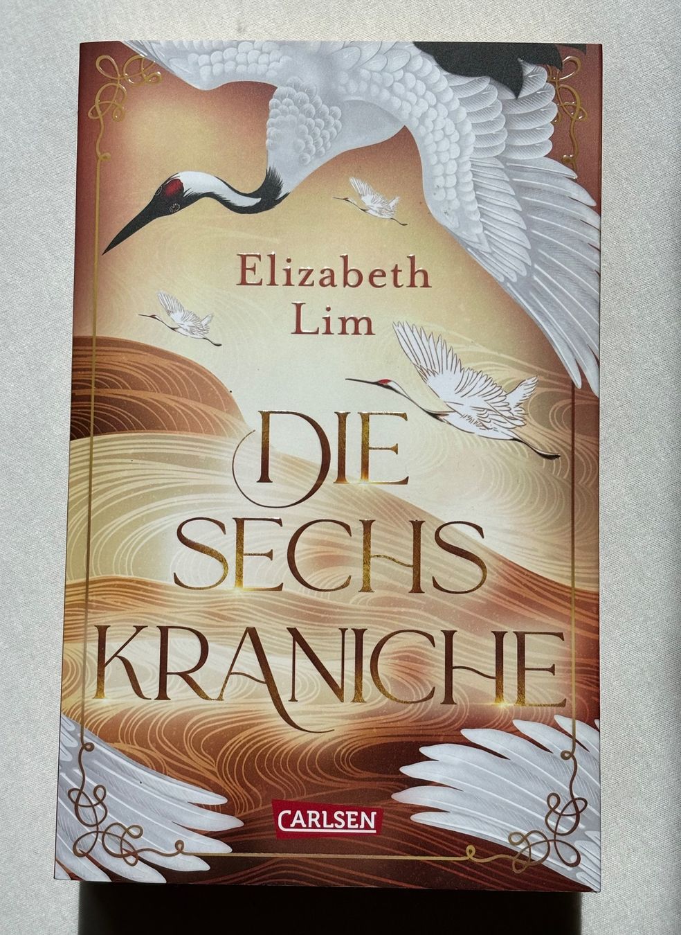 Bücher: Die sechs Kraniche von Elizabeth Lim – Gebraucht aus Stäfa von lenareads