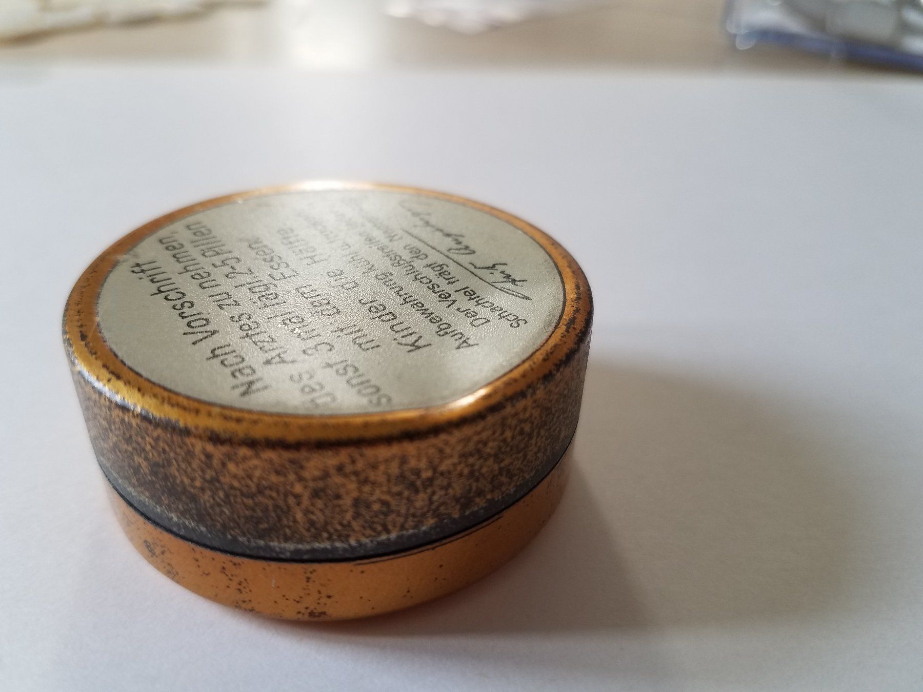 Behälter & Ähnliches: Antike Pillen Dose Blechdose Goldhammer Vintage – Gebraucht aus Rorschacherberg von Marubium 2
