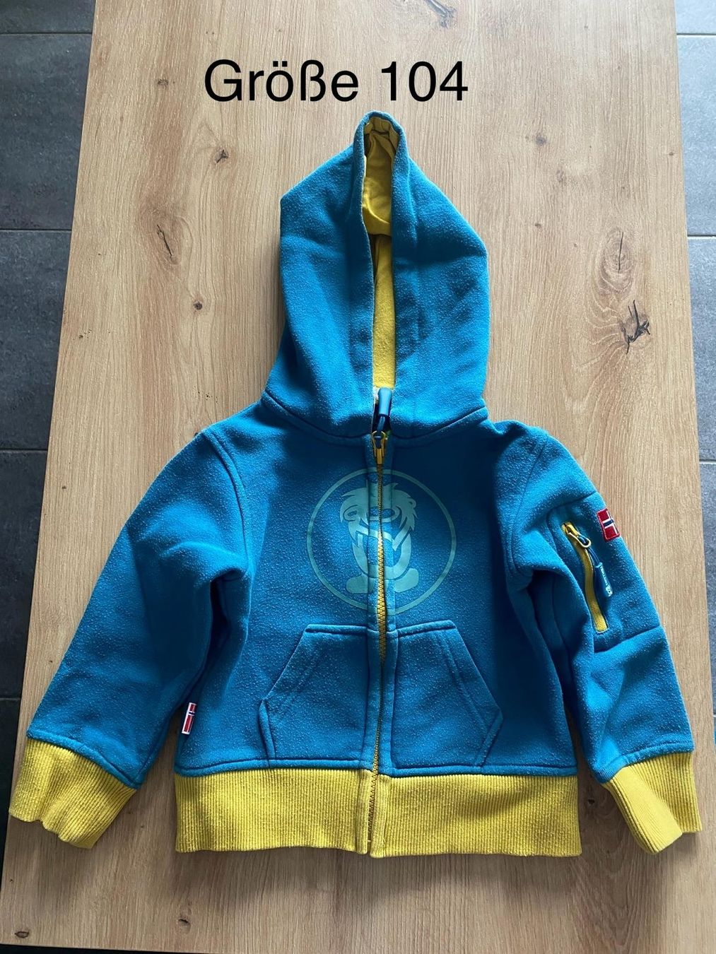 Trollkids Giacche & Cappotti: Trollkids Fleece Jacke Grösse 104, – Usato da Morschach venduto da son_8fqy