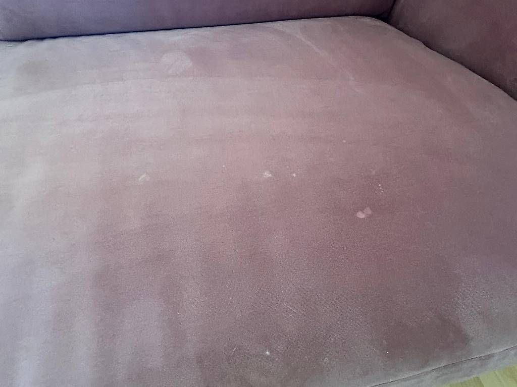 Sofas: Canapé velours rose 2 places  – Gebraucht aus Zürich von Irassa 3