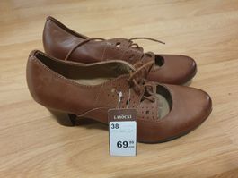 neue braune Halbschuhe von Lasocki