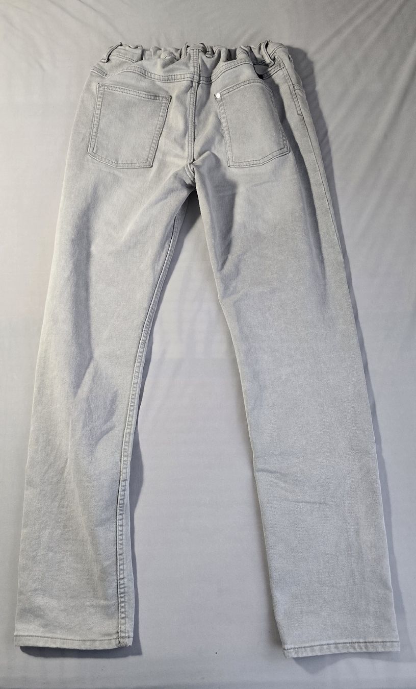 Pantaloni: Graue Jeans 13-14Y – Usato da Basel venduto da gin_77cv 1