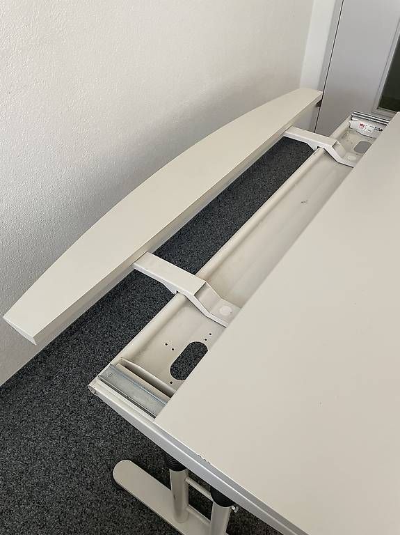 Bureaux: Bürotisch – D'occasion à Zürich par hanswieheirii 2
