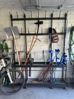 Garderobe Metall (ohne Inhalt)