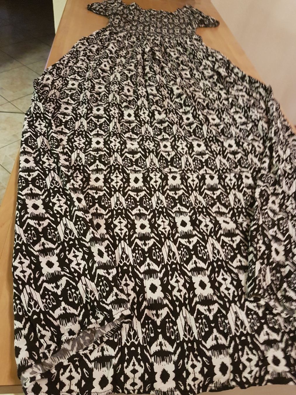Vestiti: Robe taille L marque Chicorée – Usato da Villiers venduto da san_jn5w 2