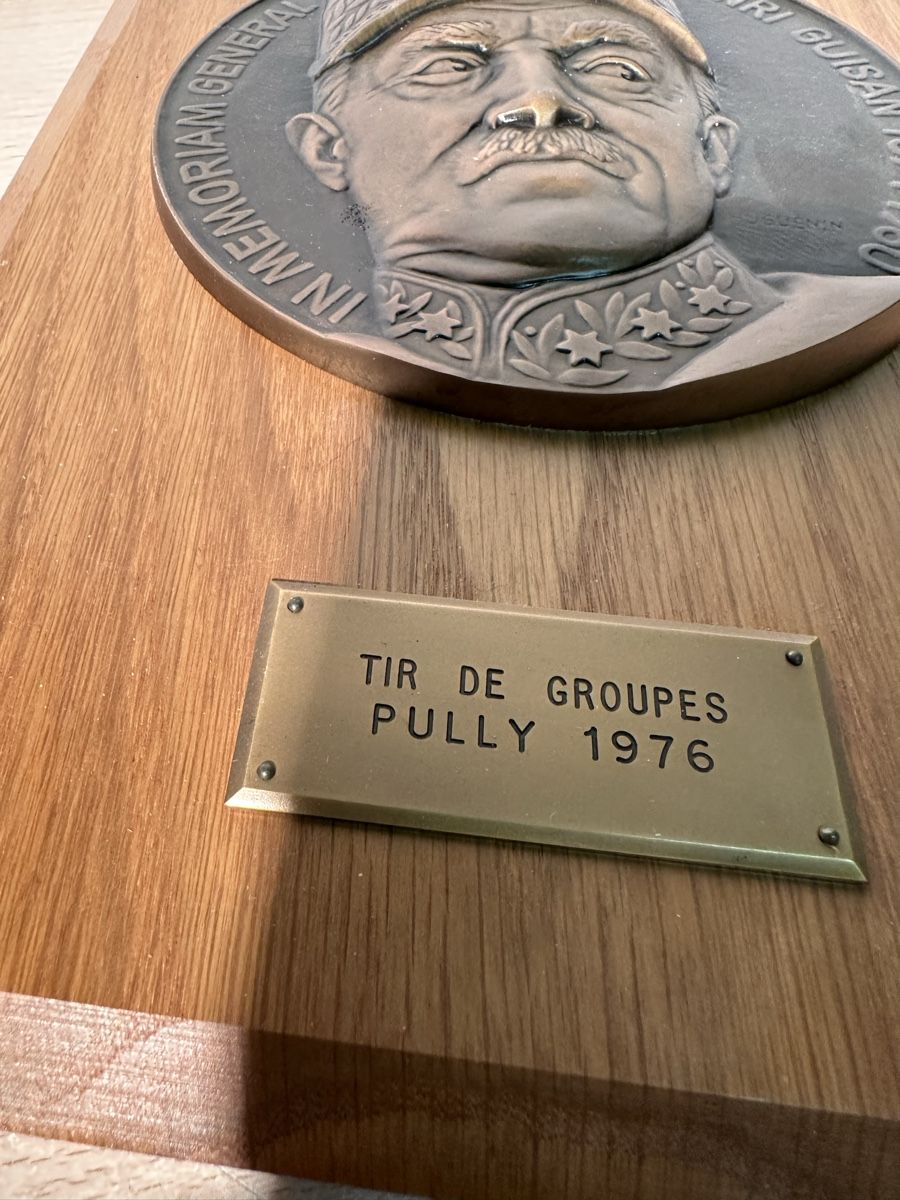 Insegne: Plaque commémorative Général Guisan 1976  bois massif – Usato da Lausanne venduto da artnouveau04 3