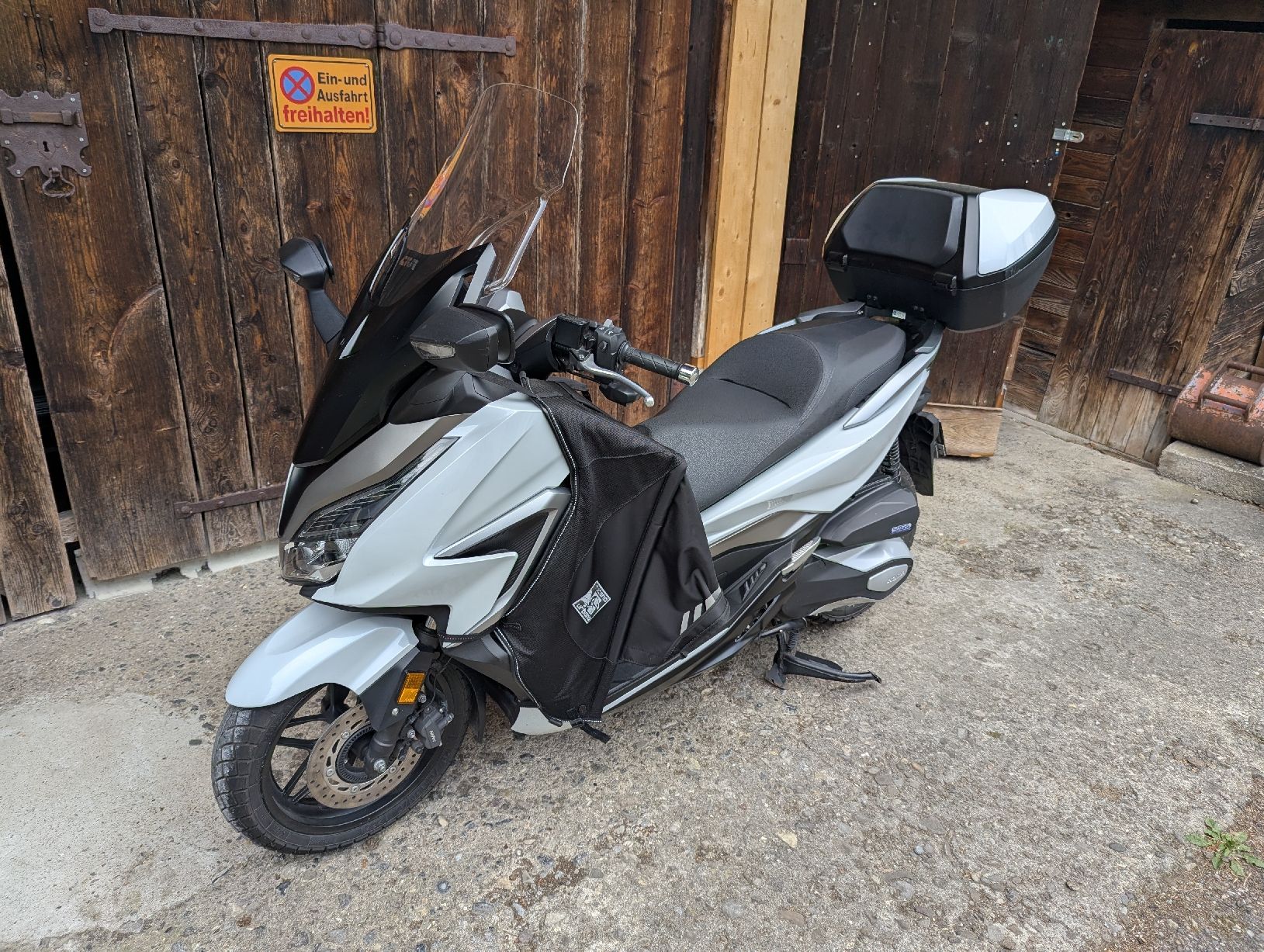 Honda Scooter: Honda Nss Forza 350 Roller – Usato da Wädenswil venduto da 8820Waedi 7