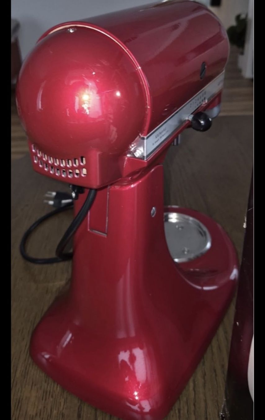 Kitchenaid Küchengeräte: kitchenAid Artisan 4.8 L Rot – Gebraucht aus Zuchwil von tru_2rnr 1