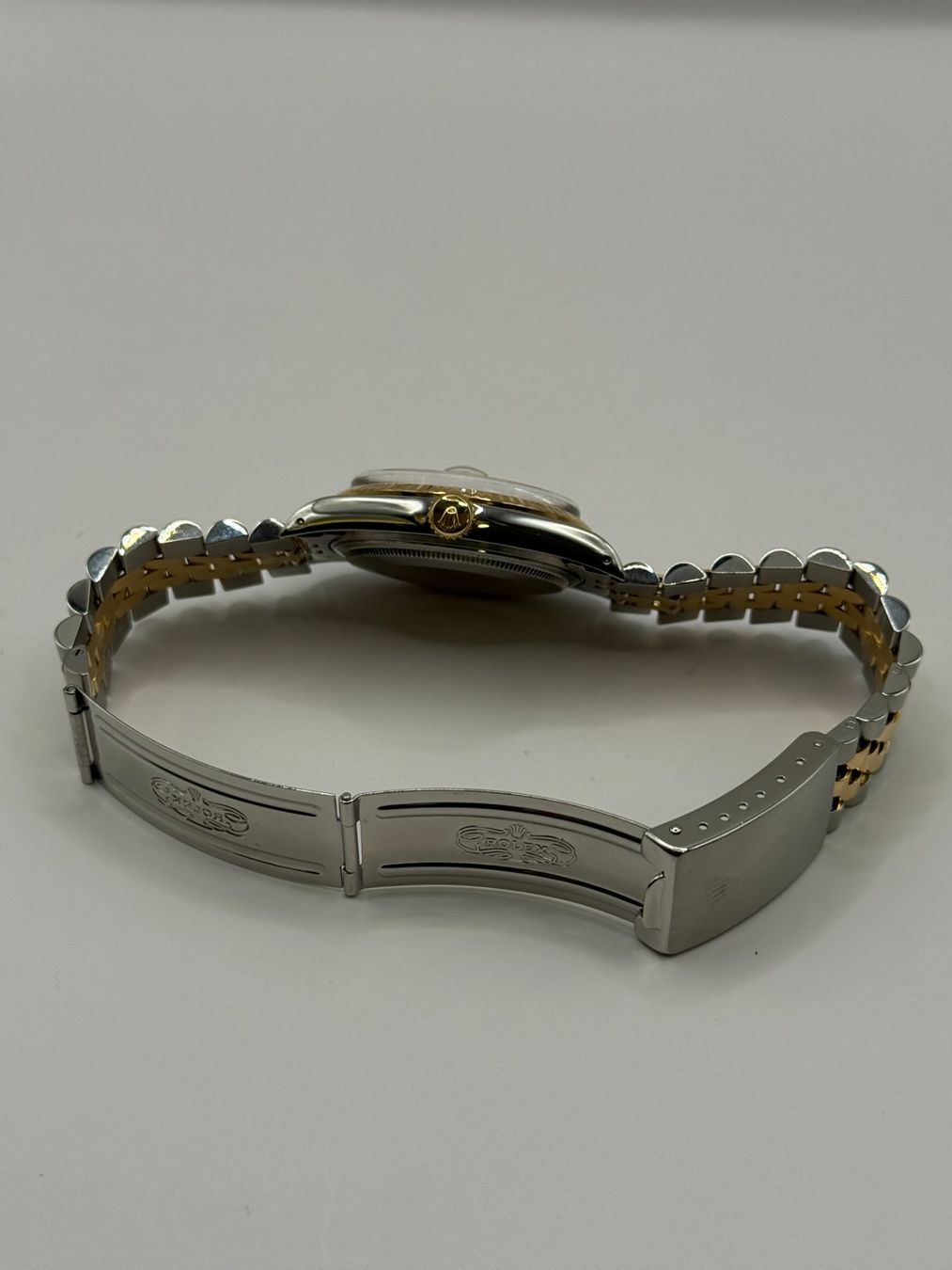 Rolex Orologi: Rolex Datejust 36 linen dial – Usato da Bottens venduto da Evergold.ch 3