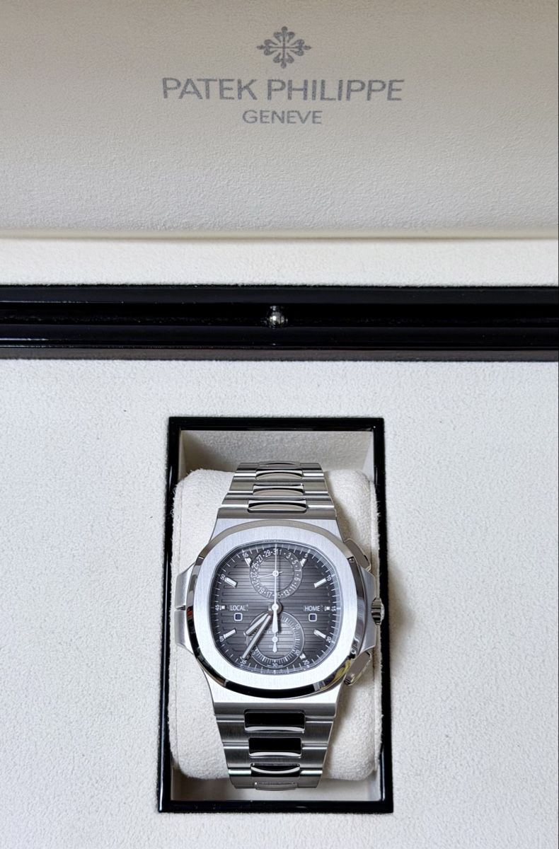 Patek Philippe Orologi: Patek Philippe 5990/1A-001 NEW  – Nuovo (secondo la descrizione) da Zürich venduto da WATCHROOM 6