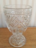 Verre ancien sur pied de Portieux