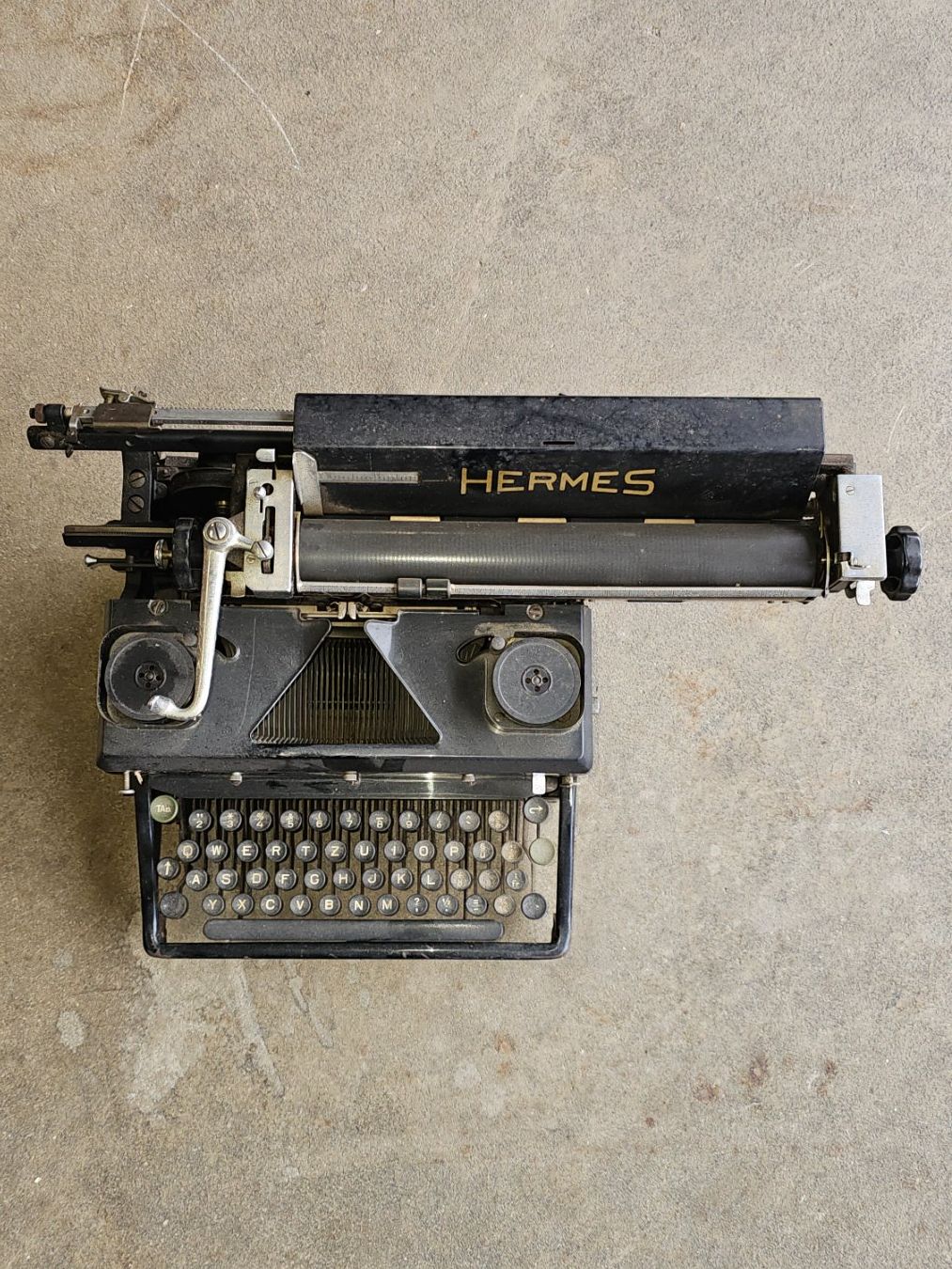 Macchine da scrivere: Vintage Schreibmaschine HERMES – Usato da Diessenhofen venduto da Osio 2