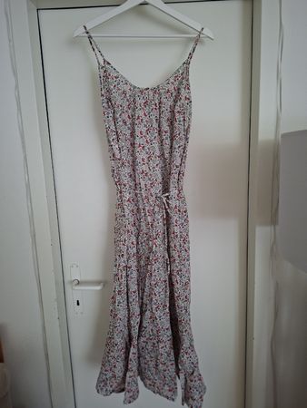 robe de grossesse Envie de fraises taille 40, neuve