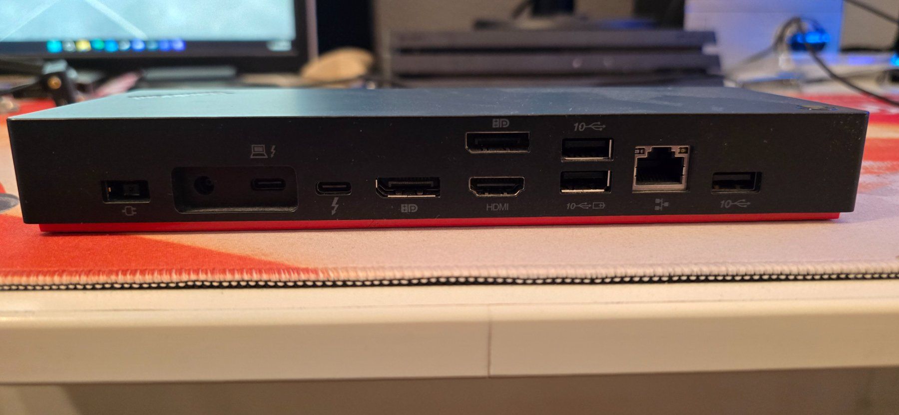 Lenovo Docking station: Lenovo ThinkPad Thunderbolt 4 Workstation Dock – Nuovo (secondo la descrizione) da Unterlunkhofen venduto da Lomega18 1