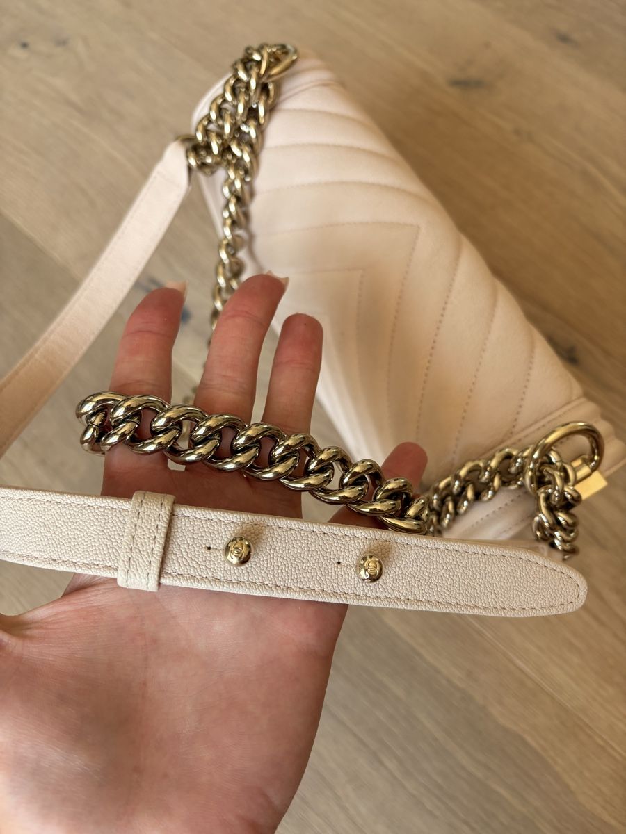 Chanel Borse: Chanel Boy Bag hellrosa Tasche mit Box und Staubbeutel – Usato da Sarmenstorf venduto da Bubelis 4