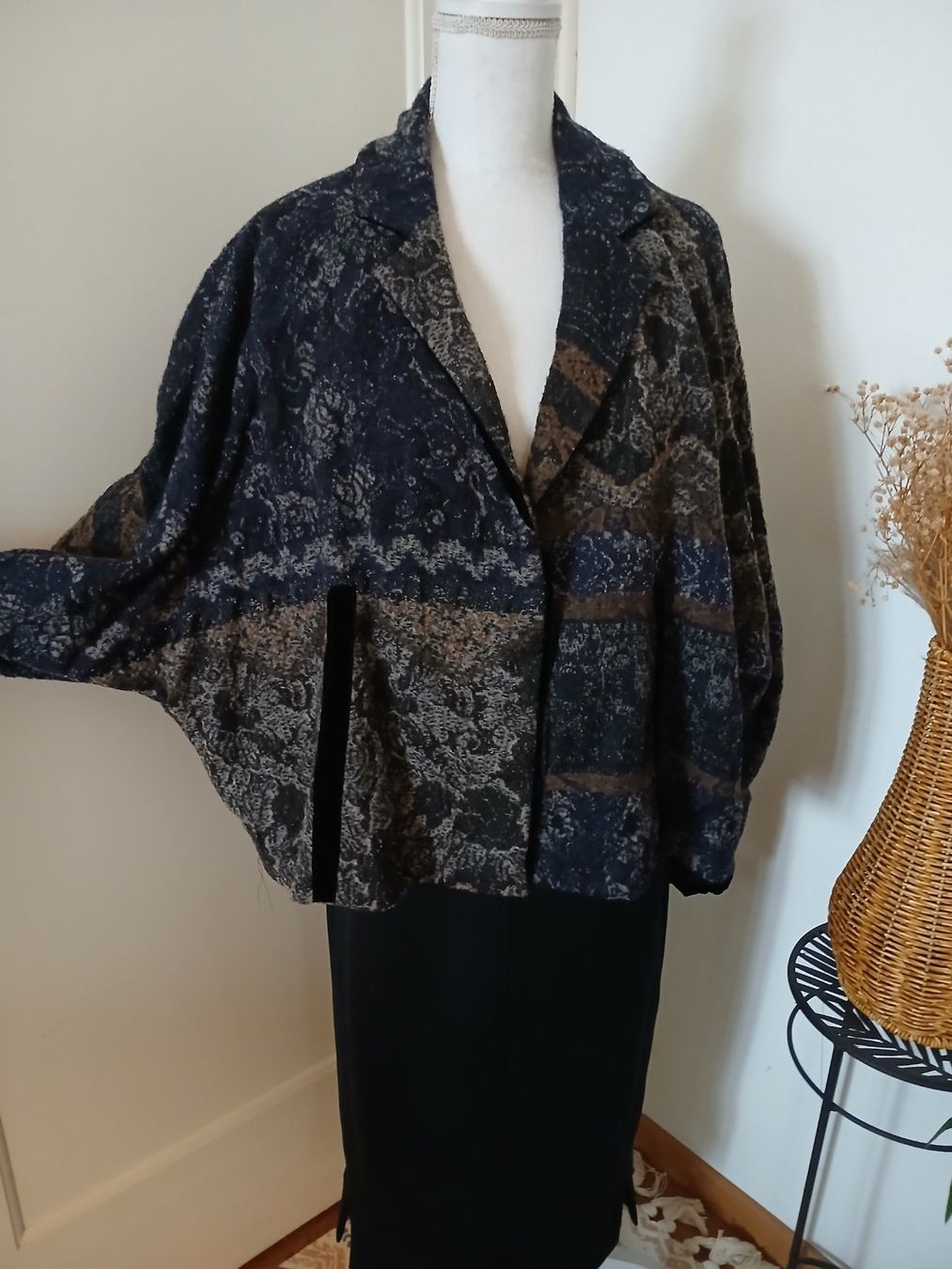 Annette Görtz Giacche: Jacke Annette Görtz, Gr.L – Usato da Luzern venduto da Tavolna 2