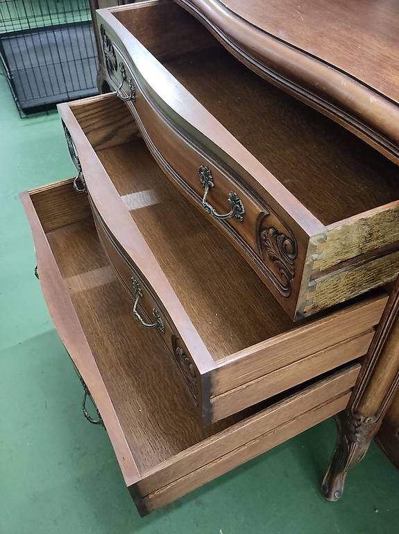 Credenze: Antikes Buffet/Sideboard – Usato da Pratteln venduto da Cartonsducoeur_bl 6