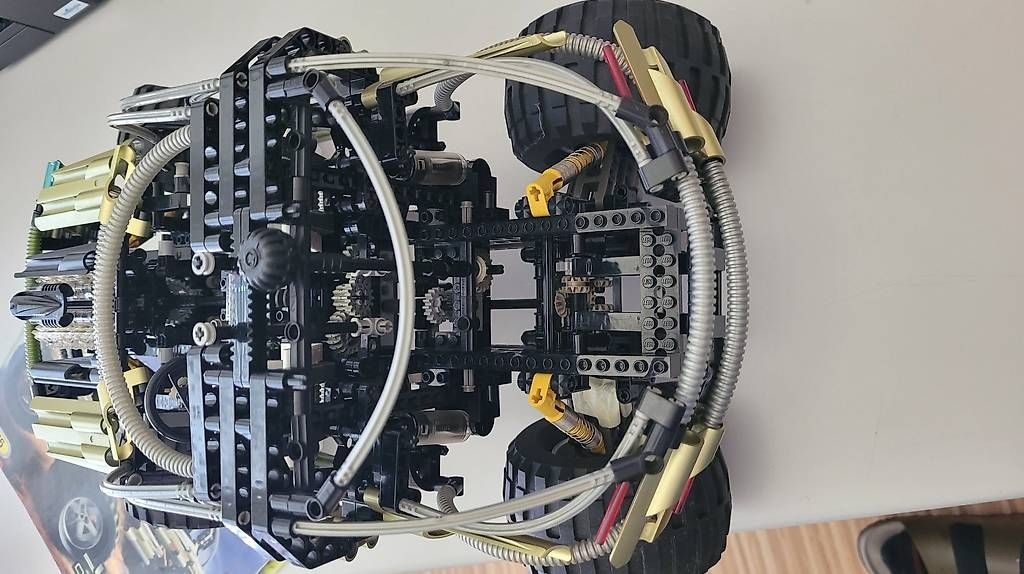 Lego Kit di costruzioni: LEGO Technic 4×4 Off-Roader 8466 – Usato da Olten venduto da Einwegparadies 3
