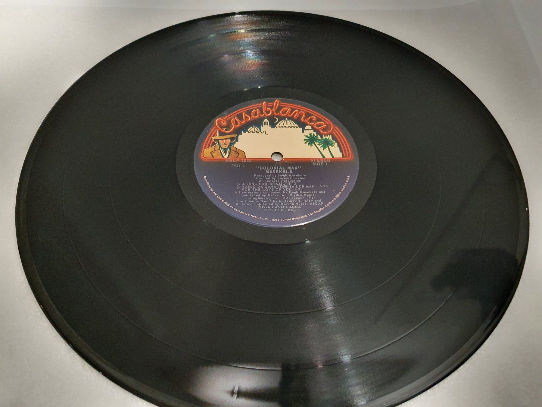 Dischi in vinile: Masekela – Colonial Man – Usato da Uster venduto da Vinyl-Leidenschaft 3