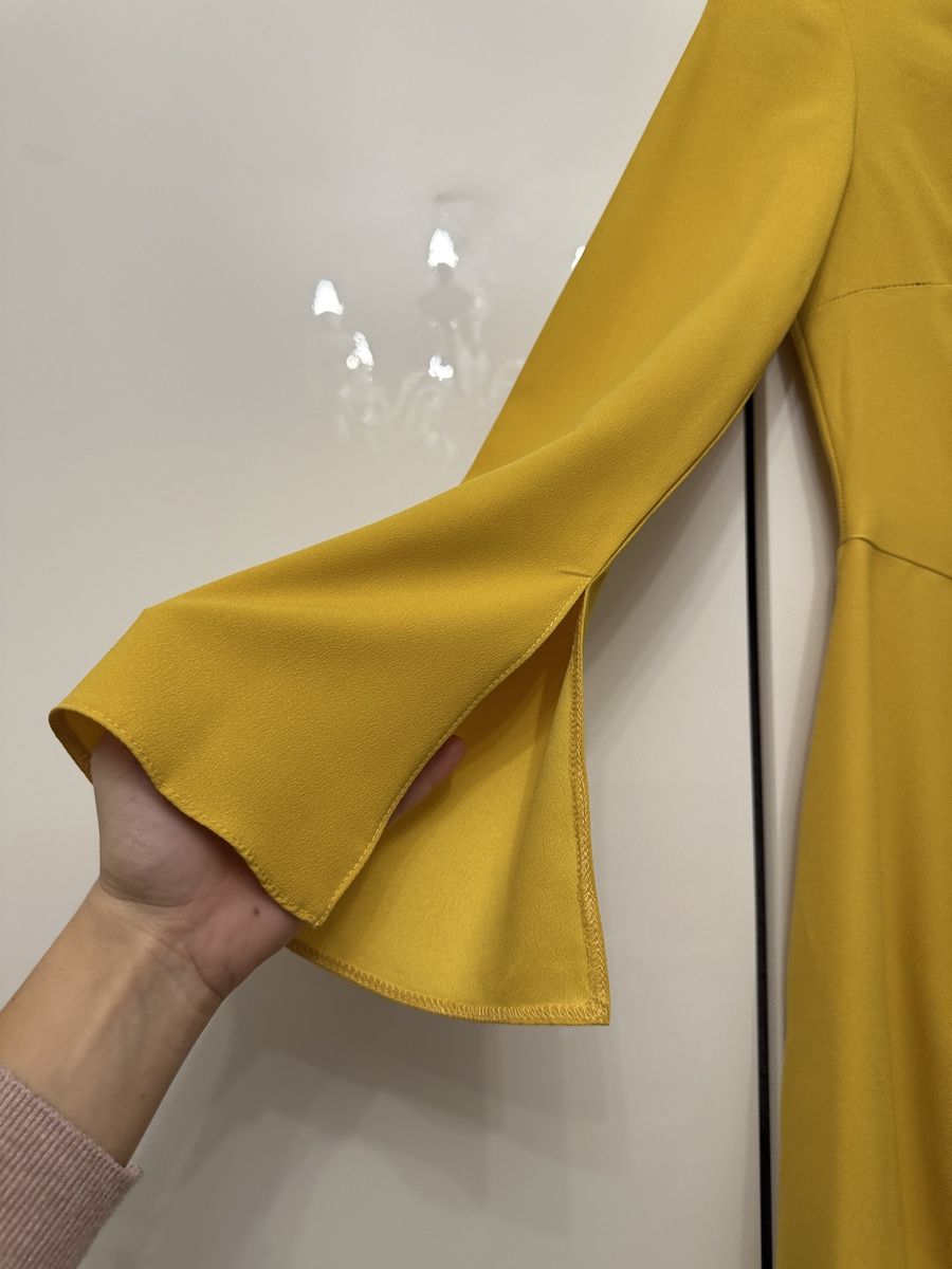 Asos Vestiti: Schickes Senfgelbes Kleid ASOS – Usato da Perlen venduto da H.Spa 1