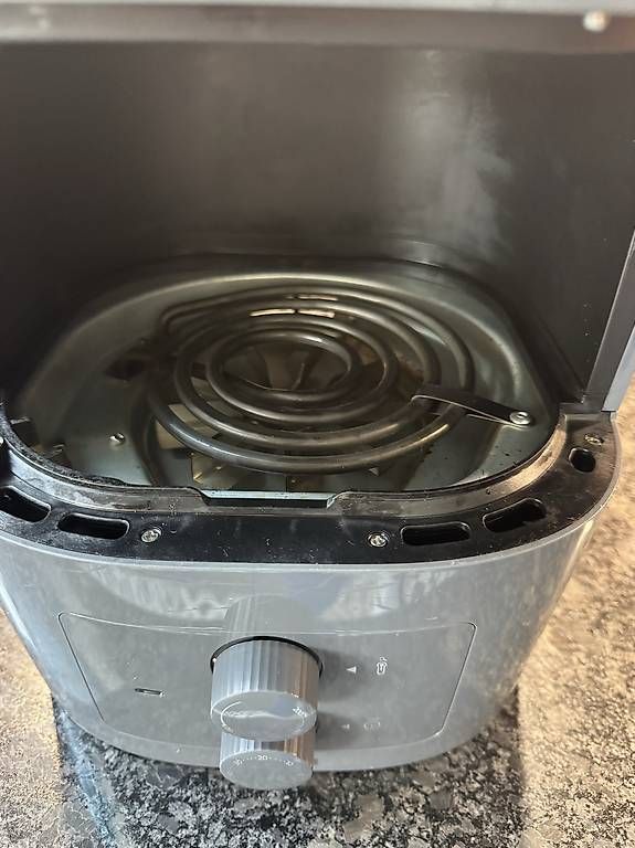 Philips Küchengeräte: Airfryer Philips HD9200 – Gebraucht aus Villarzel von Matt-93 3