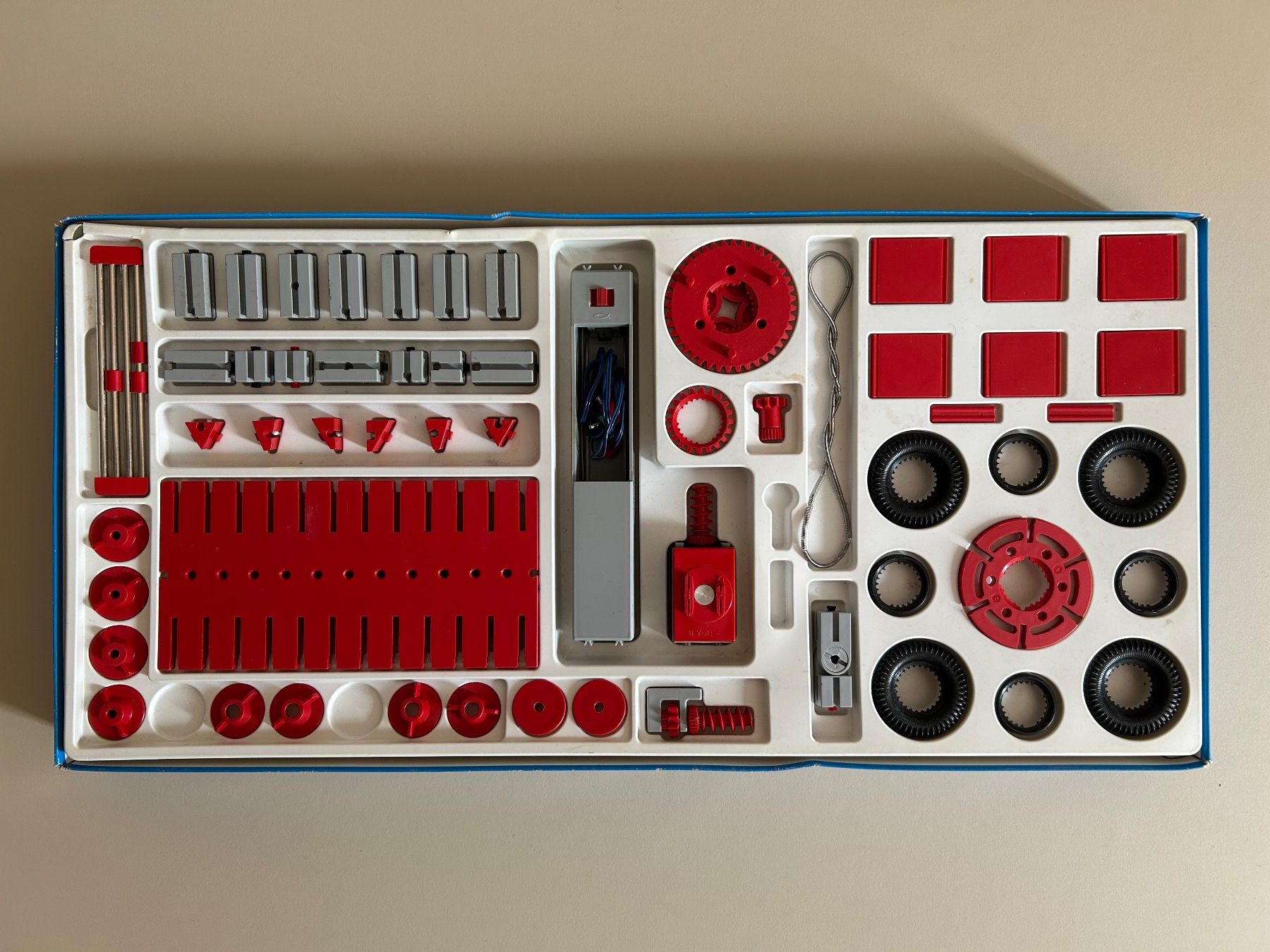 Fischer Kit di costruzioni: Fischertechnik 300 Grundkasten+Motor Konvolut – Usato da Zürich venduto da LuZ_8005 3