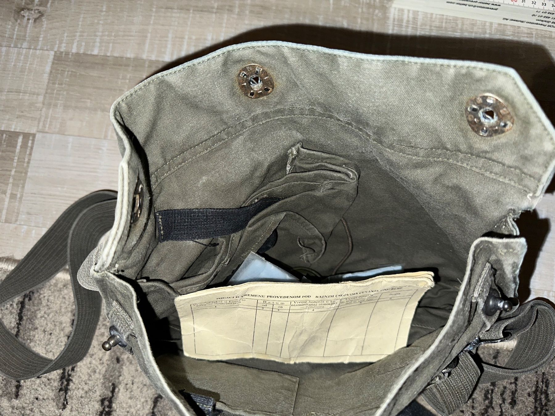 Maschere: Gasmaskentasche ex jugoslawien – Usato da Zuchwil venduto da Stefan00 3
